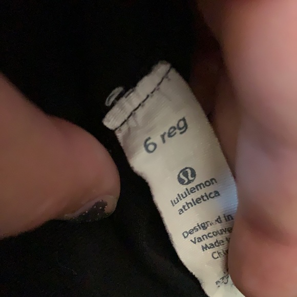 Lululemon Flare Yoga Pants size 6 reg - Picture 7 of 8
